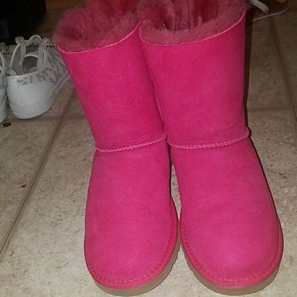 Shoes - Picture 13 of 16